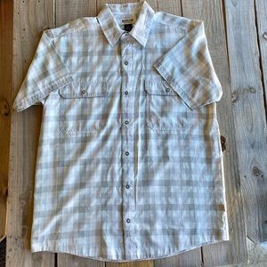 Magellan SS Moisture Wicking Men’s Shirt, Size Med, Light Gray/Lime Green